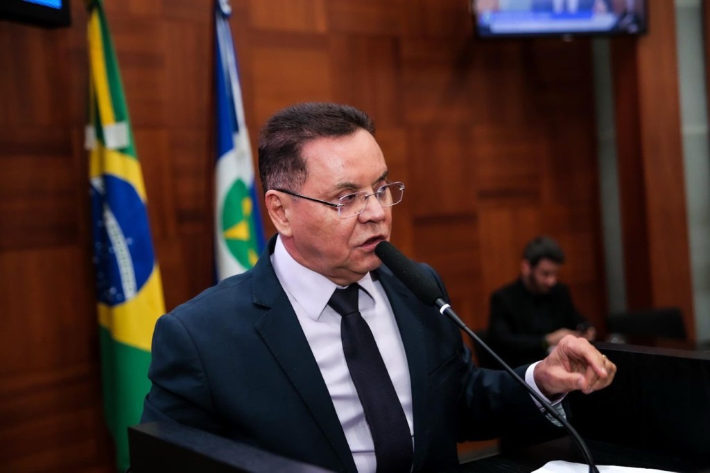 Deputados derrubam veto e nova lei assegura diagnóstico mais preciso para o câncer de mama