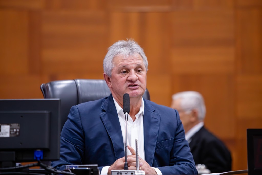 Dilmar articula com Mauro Mendes e tenta abrir espaço para melhorar a RGA antes da votação desta quarta-feira