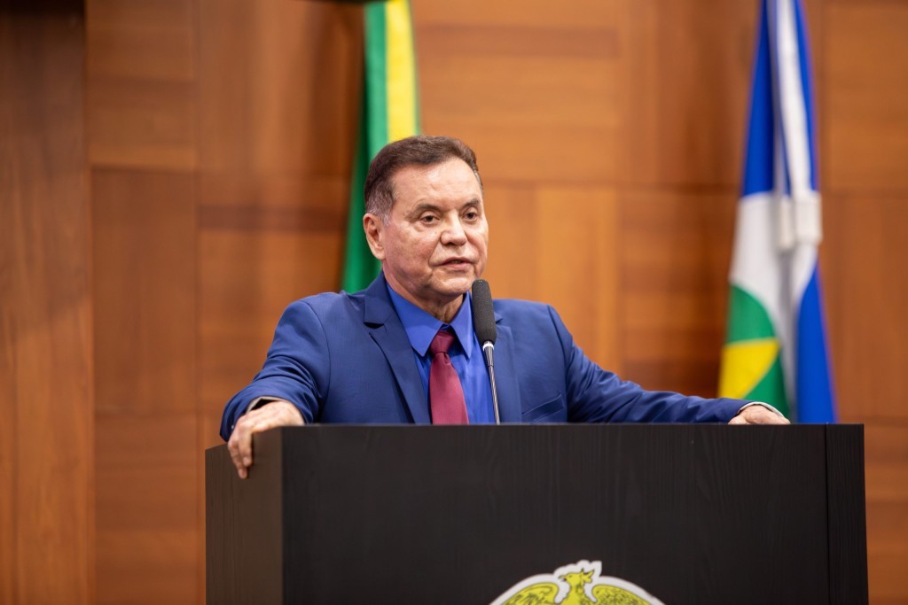 Lei de autoria de Botelho garante repasses a pequenos municípios mesmo com pendências fiscais