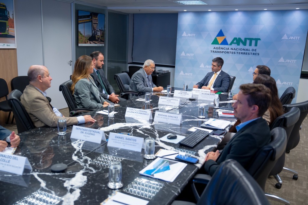 Dr Eugênio se reune na ANTT para discutir licitação da FICO