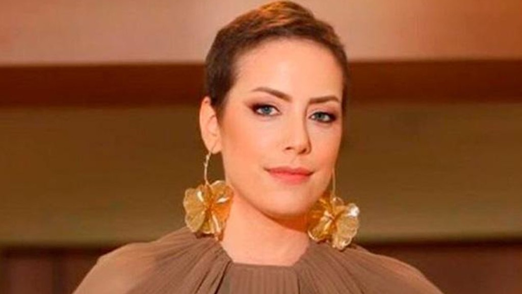 Fabiana Justus surge de visual novo e celebra nova fase da vida: ‘Mudei, amei’