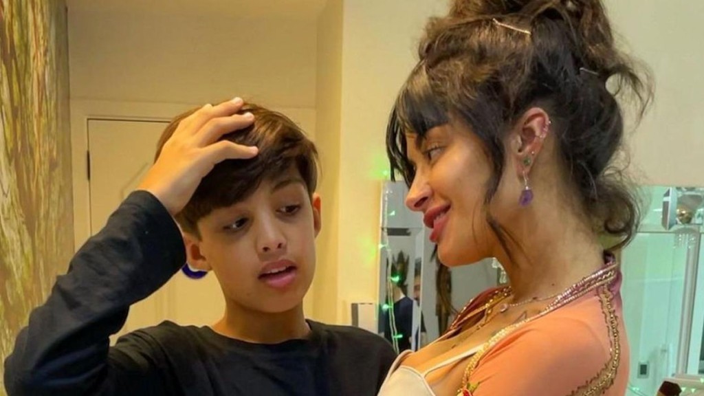 Aline Campos celebra aniversário do filho com arraiá em família: ‘Dose dupla’