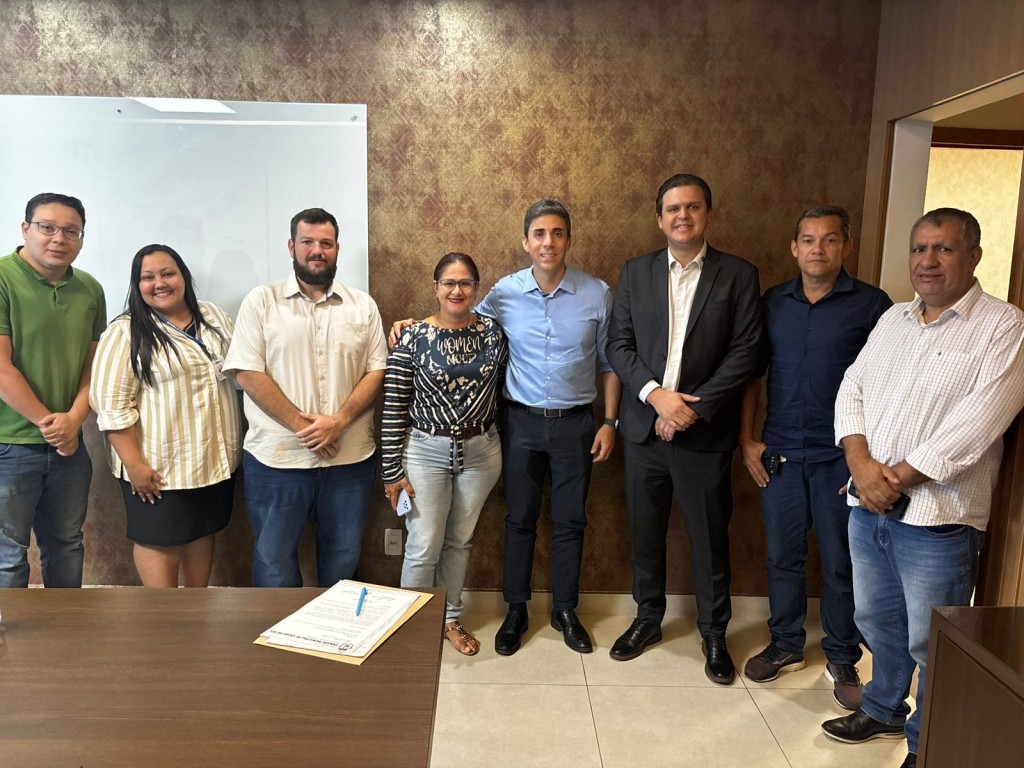 Deputado Thiago Silva e vereadores de União do Sul garantem investimentos para a educação