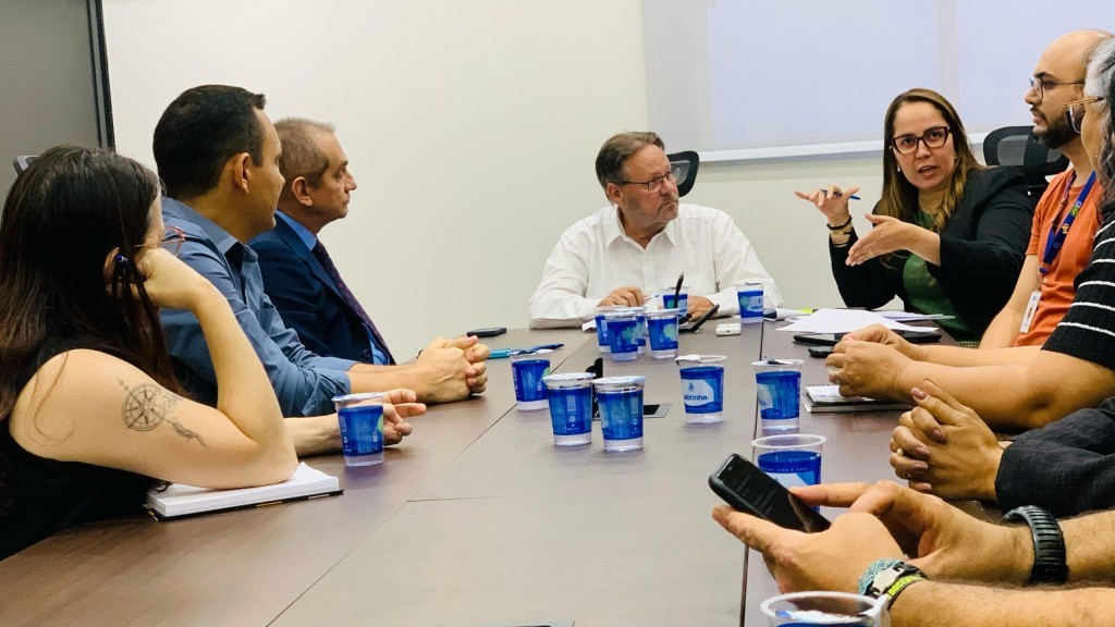 Após reunião com Wilson Santos, SES vai reavaliar o acesso ao canabidiol