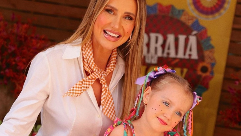 Ana Paula Siebert realiza festa junina de última hora e surpreende família Justus