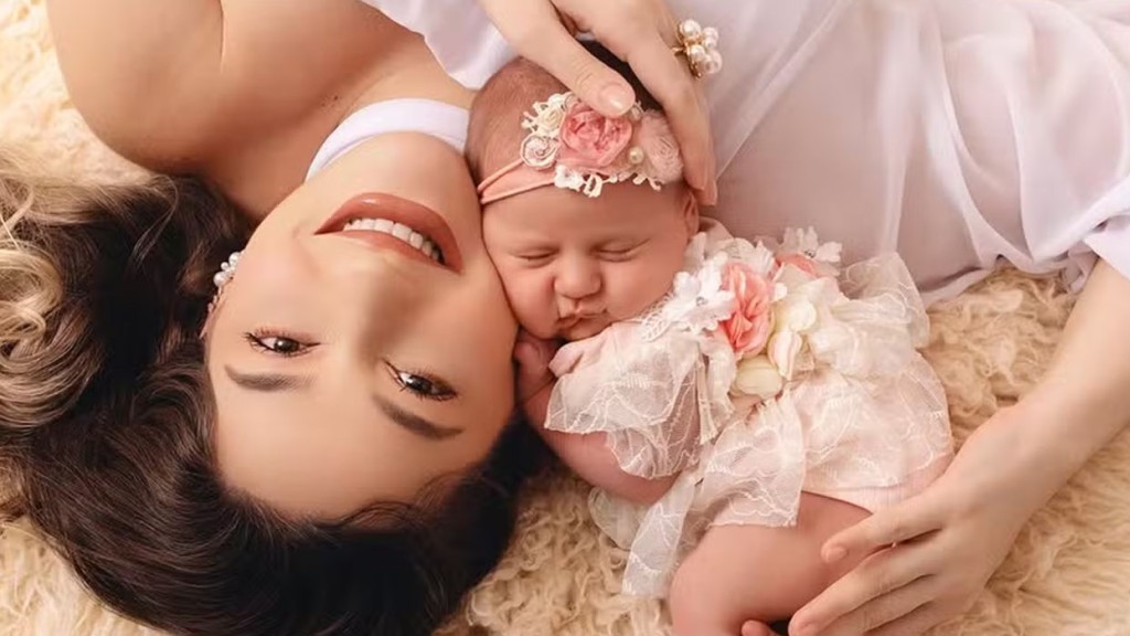 Marília Miranda dá a luz e apresentar Lia em ensaio fotográfico: ‘vontade de congelar’
