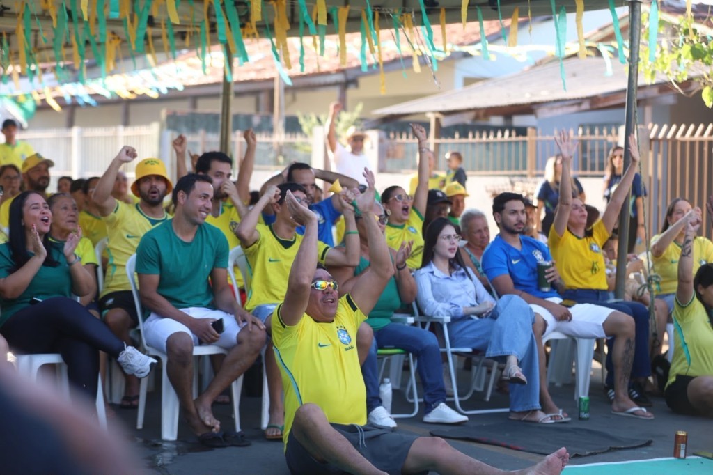 Campanha da Prefeitura marca participação da Seleção Brasileira nos bairros de Cuiabá