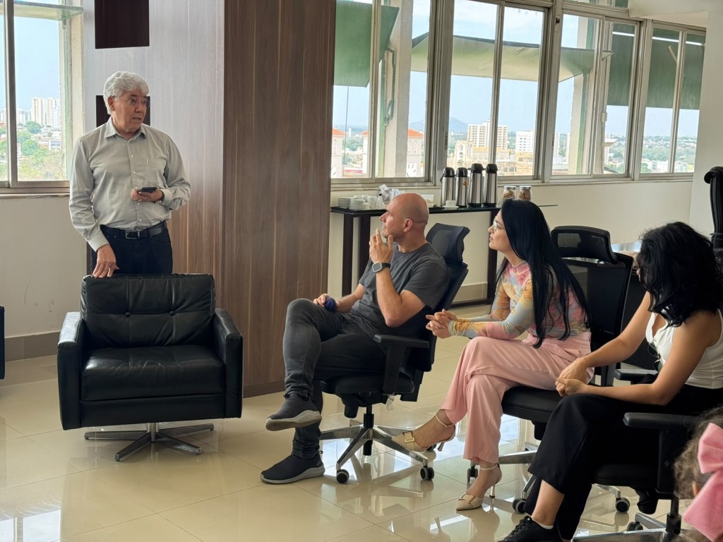 Pastor Hernandes Dias Lopes é recebido pelo prefeito de Cuiabá