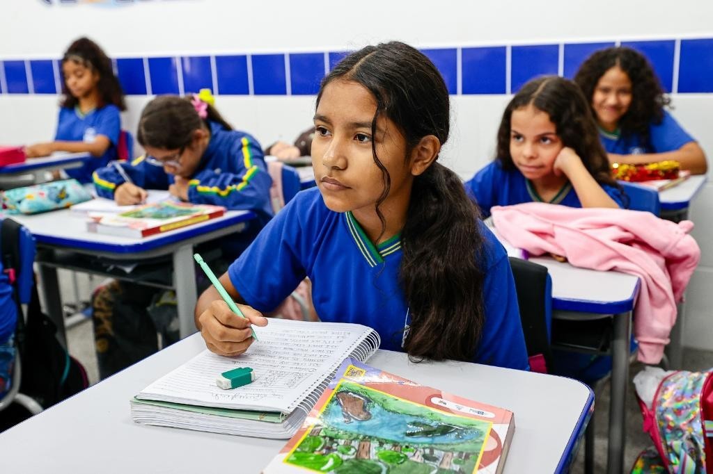 Programa Nacional de Olimpíadas de Química abre oportunidades para estudantes da educação básica