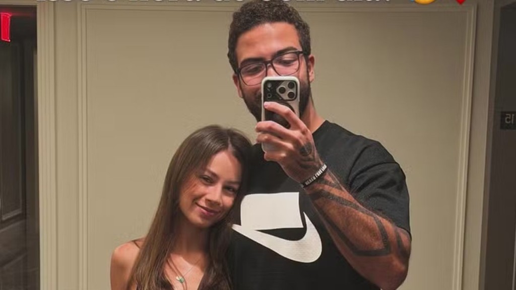 Ronald, filho de Ronaldo Fenômeno, vive clima de romance em viagem em Nova York