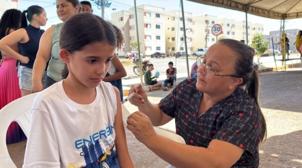 Vacinação itinerante supera 2,3 mil doses aplicadas em julho e reforça acesso da população aos imunizantes em Sinop