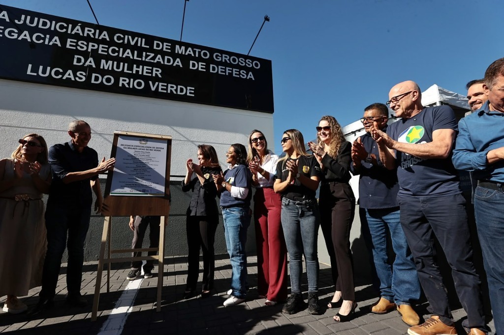 Governo de MT amplia rede de proteção às mulheres e entrega nova escola em Lucas do Rio Verde