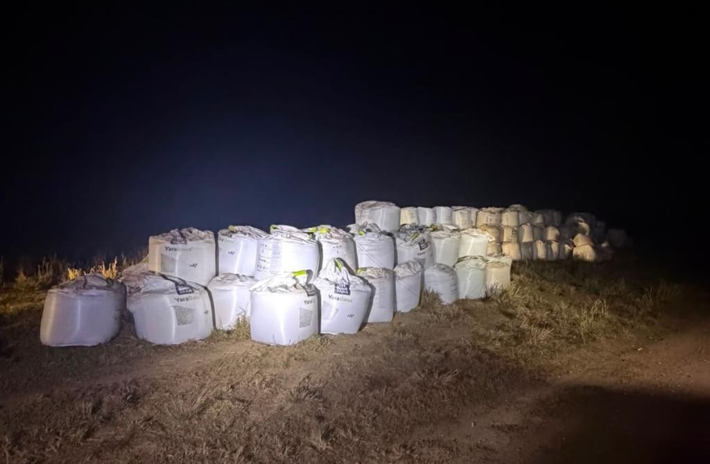 Polícia Civil recupera carga de 273 toneladas de defensivos furtada de propriedade rural em Pontes e Lacerda