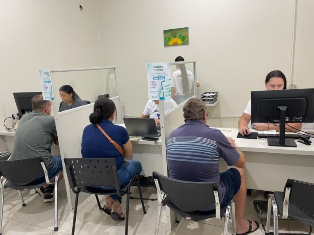 Ação especial do Cadastro Único nos CRAS atende mais de 150 famílias em Sinop