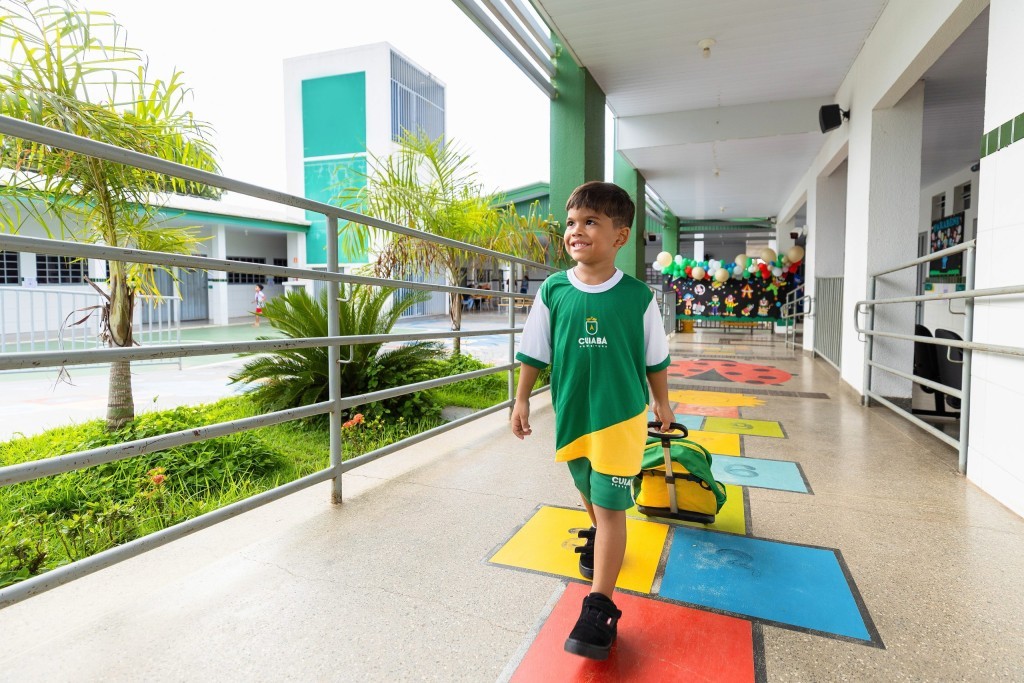 Decreto garante recesso inédito para Cads e profissionais contratados da Educação em Cuiabá