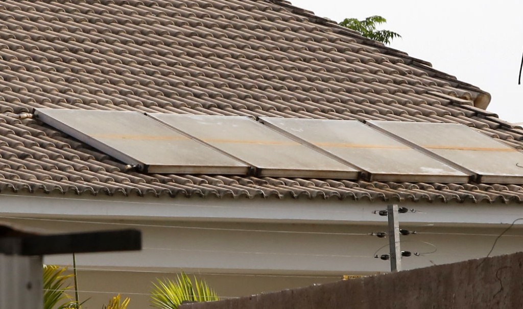 Mesa Diretora protocola ação contra cobrança retroativa de ICMS sobre energia solar