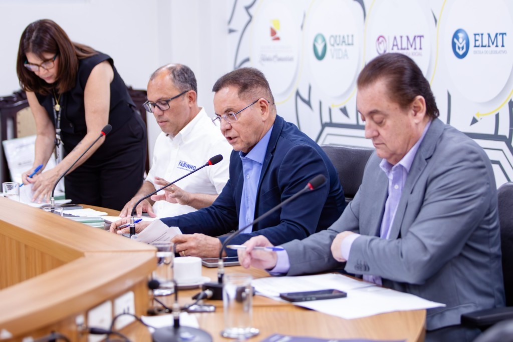 CCRJ limpa a pauta e aprova projetos que contribuem para o sistema de Saúde