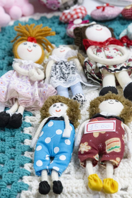 ALMT recebe feira de artesãs da Feira Cultural Artesanato na Praça