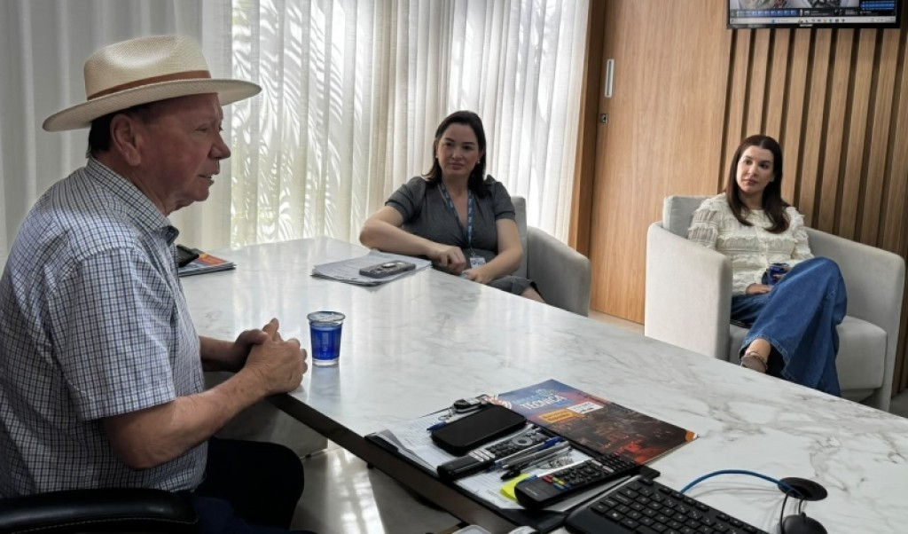 Novos servidores concursados reforçam a equipe do Previ Sinop e são recepcionados pelo prefeito Roberto Dorner