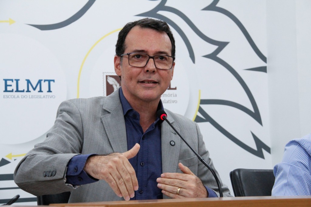 Mato Grosso tem 71% das mortes por chikungunya do país e Lúdio reúne especialistas pra debater soluções em audiência pública