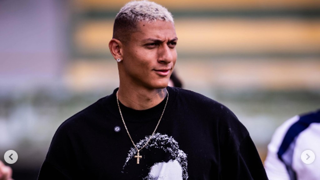 Richarlison lamenta eliminação do Brasil e declara: ‘A alegria vai voltar! Tamo junto’